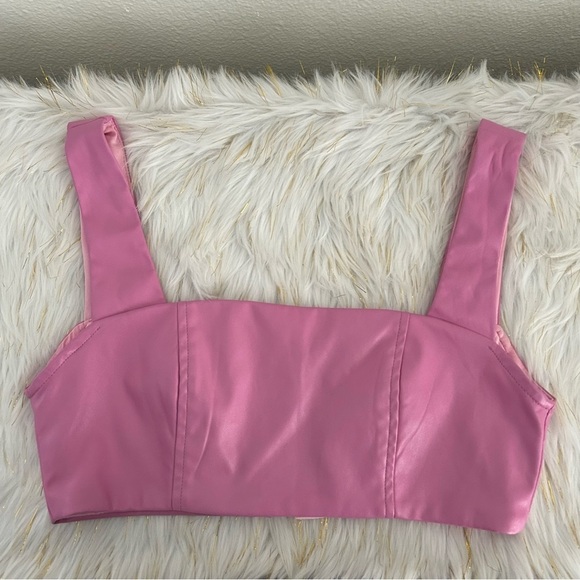 Edikted Pink Crop Top - Picture 2 of 5